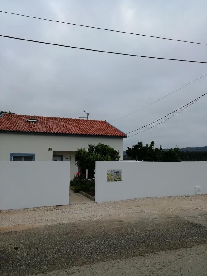 Casinha D'Alice Et Serge Cela Velha Bagian luar foto