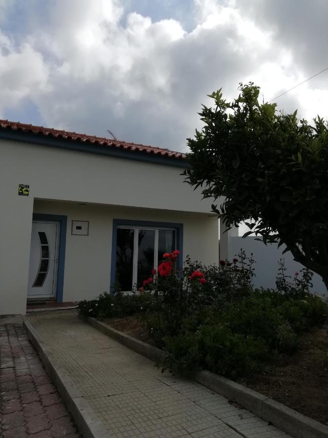 Casinha D'Alice Et Serge Cela Velha Bagian luar foto